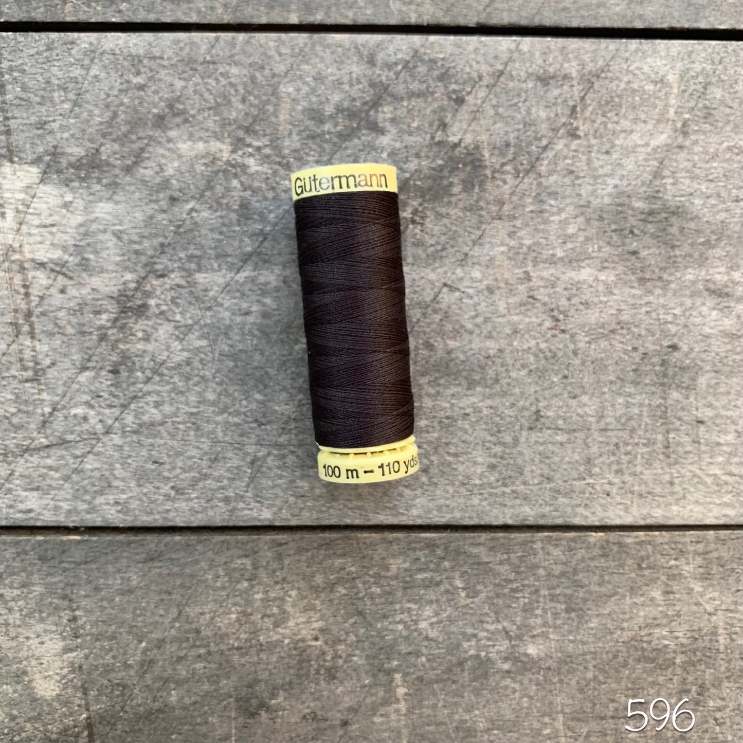 Gütermann sew-all thread - #596 brown