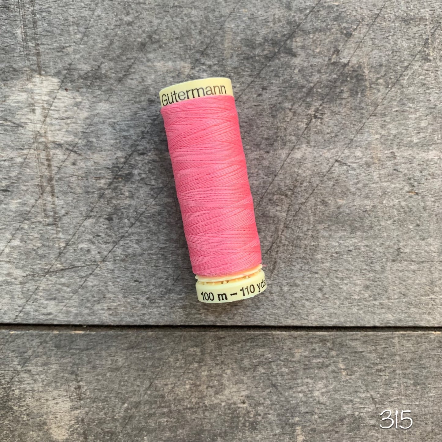 Gütermann sew-all thread - #315 dawn pink