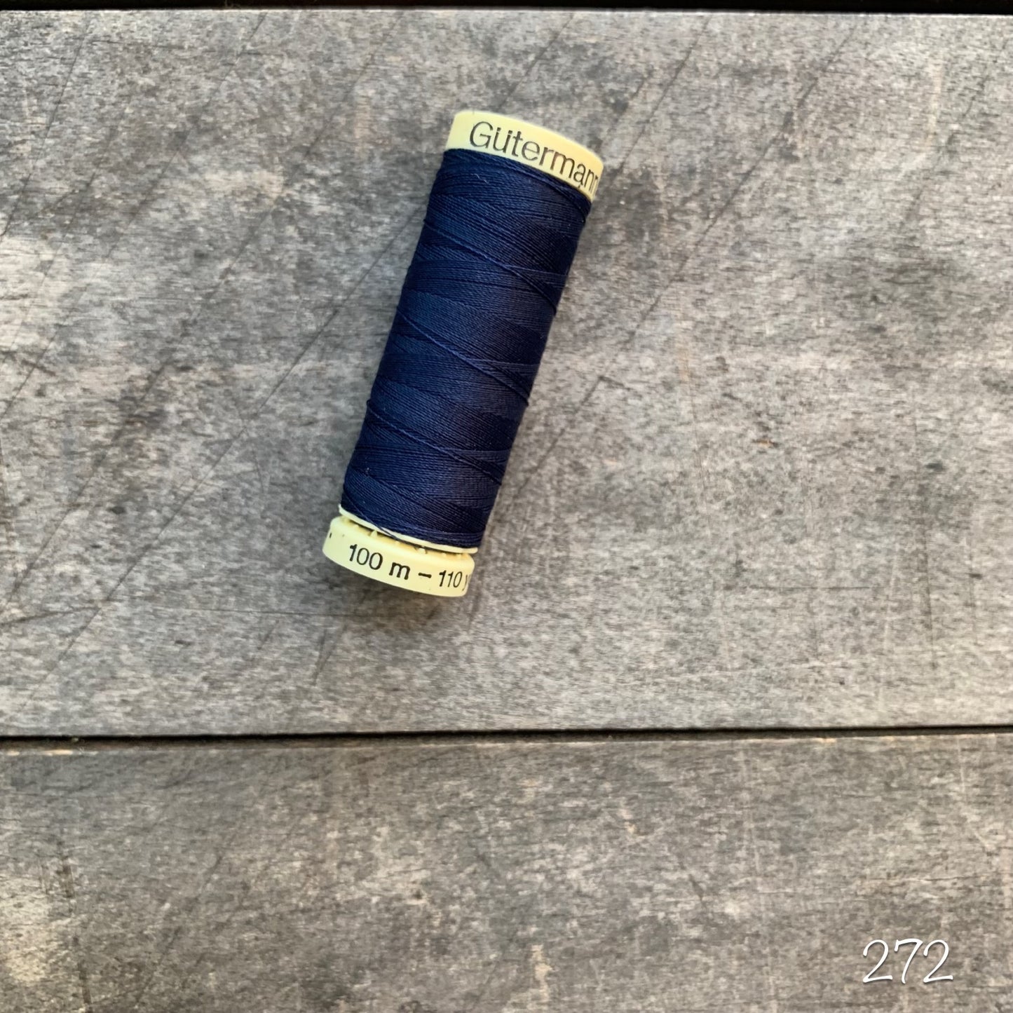 Gütermann sew-all thread - #272 navy