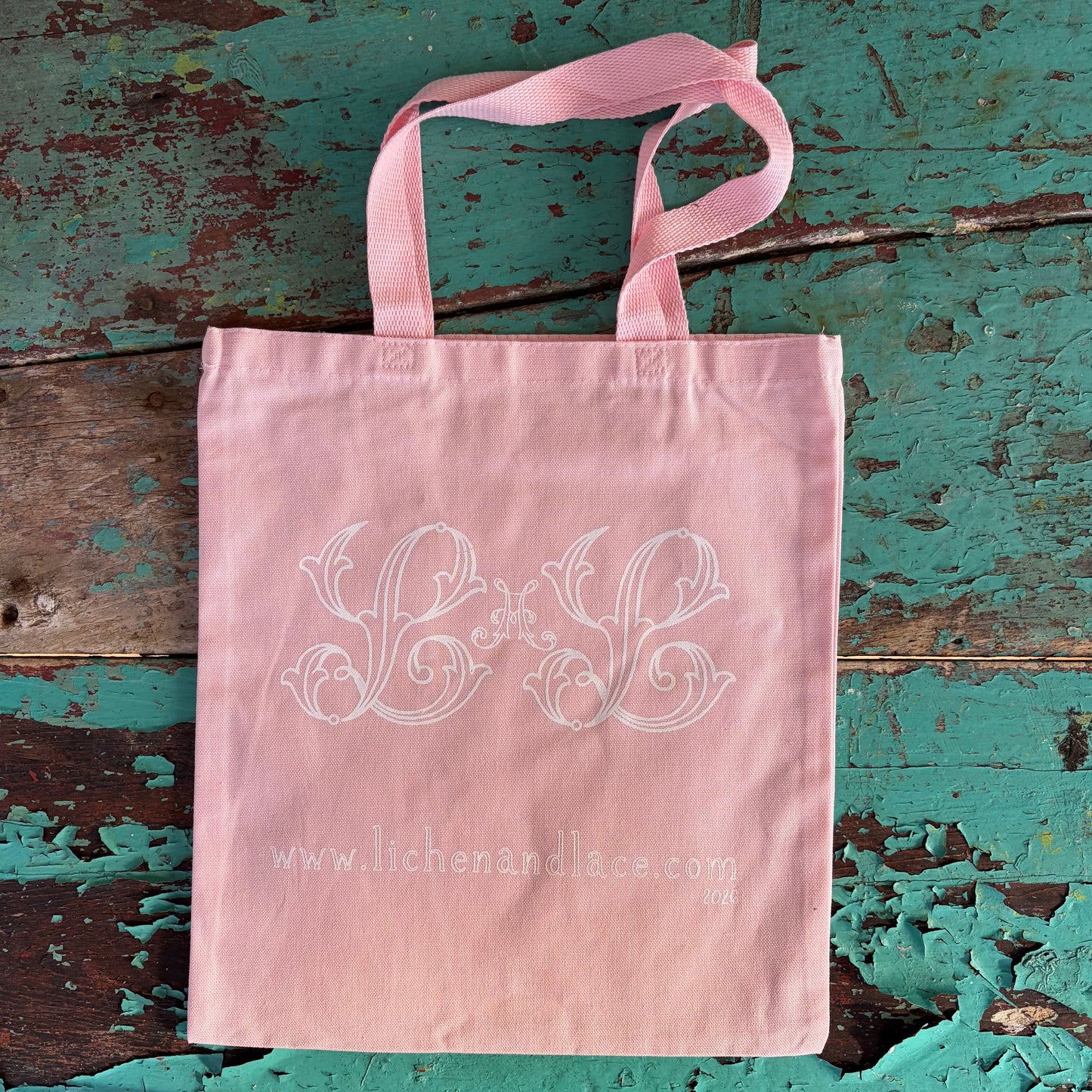 pink tote bag