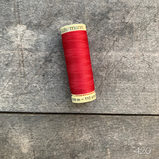 Gütermann sew-all thread - #420 chili red